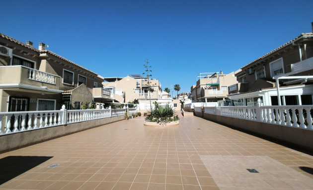 Herverkoop - Bungalow - Gelijkvloers - Torrevieja - Torreblanca