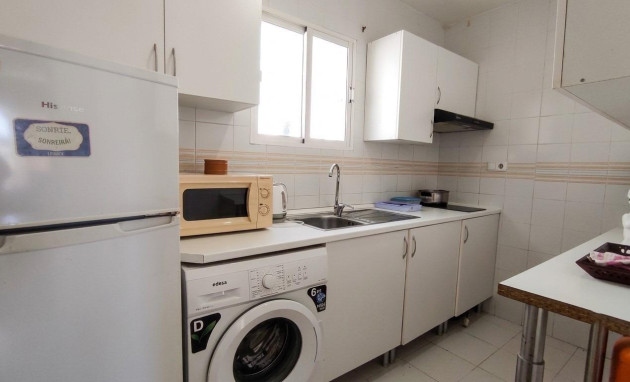 Herverkoop - Bungalow - Gelijkvloers - Torrevieja - Los balcones