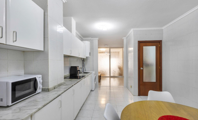 Herverkoop - Ground Floor - Torrevieja - Centro