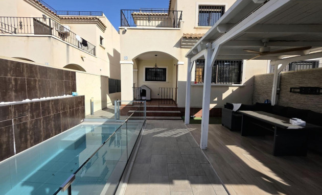 Herverkoop - Villa - Torrevieja - Aguas Nuevas