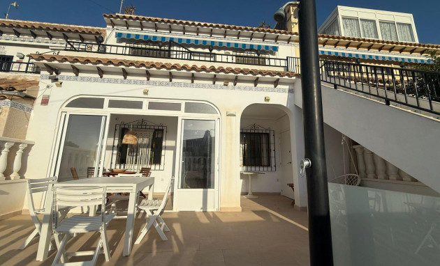 Herverkoop - Bungalow - Gelijkvloers - Torrevieja - Miramar - Torre del Moro