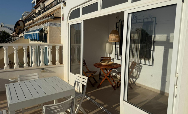 Herverkoop - Bungalow - Gelijkvloers - Torrevieja - Miramar - Torre del Moro