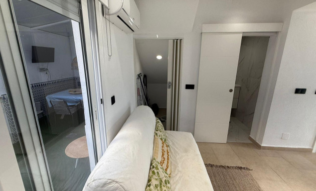 Herverkoop - Bungalow - Gelijkvloers - Torrevieja - Miramar - Torre del Moro