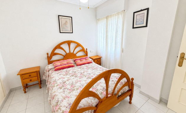Herverkoop - Apartment - Torrevieja - Estacion de autobuses