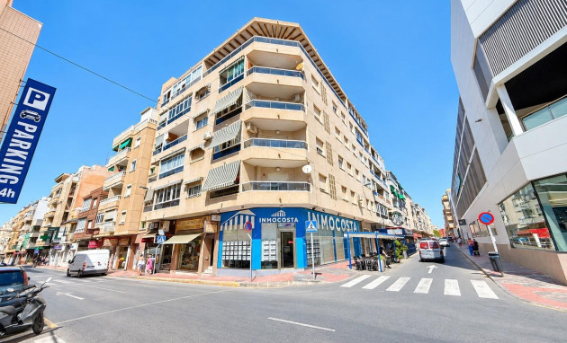 Herverkoop - Apartment - Torrevieja - Estacion de autobuses