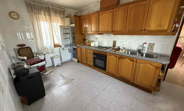 Resale - Village house - Almoradí