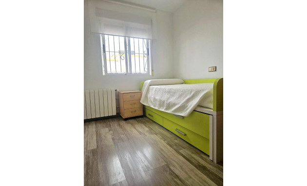 Revente - Villa - Torrevieja - Los balcones