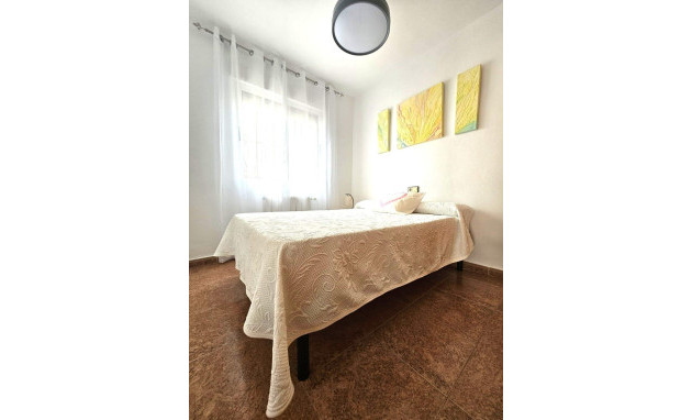 Revente - Villa - Torrevieja - Los balcones