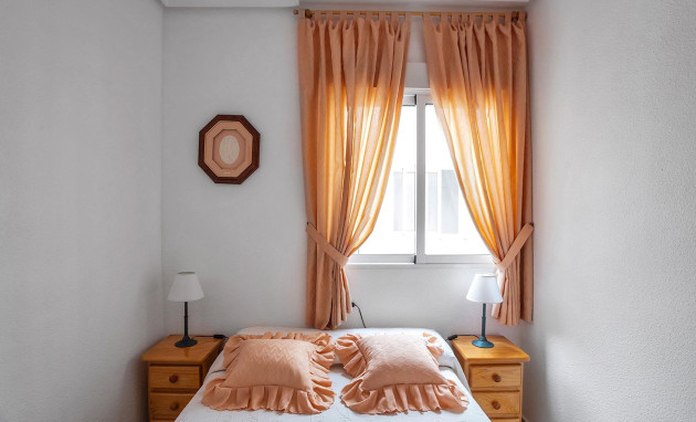 Revente - Apartment - Torrevieja - Estacion de autobuses