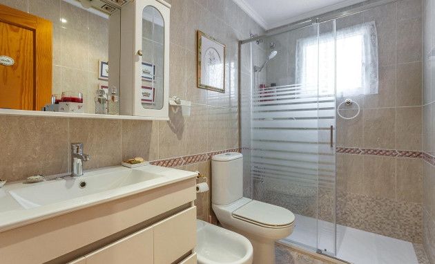 Revente - Apartment - Torrevieja - Estacion de autobuses