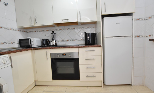 Herverkoop - Appartement - Studio - Algorfa - Pueblo