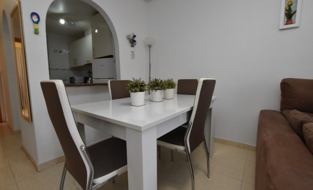 Herverkoop - Appartement - Studio - Algorfa - Pueblo