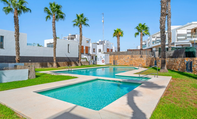 Herverkoop - Villa - Orihuela Costa - Villamartín
