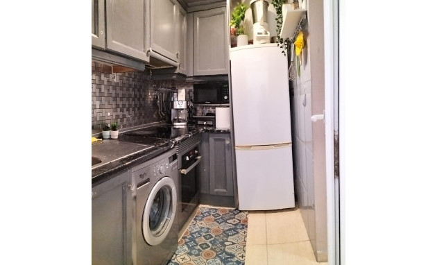Herverkoop - Apartment - Torrevieja - Centro