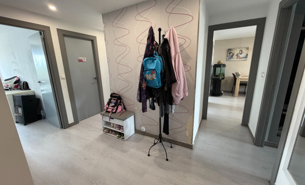 Reventa - Apartment - Jacarilla
