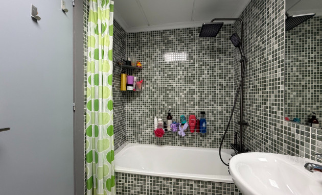 Reventa - Apartment - Jacarilla
