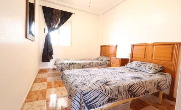 Herverkoop - Apartment - Orihuela Costa - La Zenia