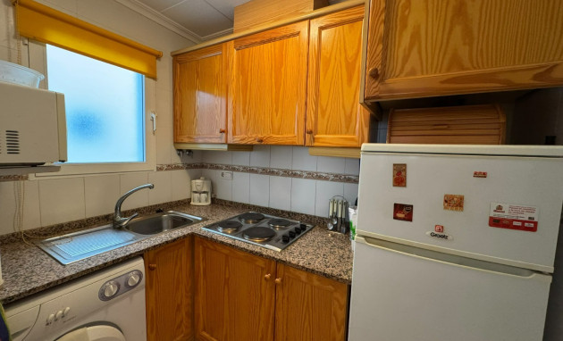 Herverkoop - Apartment - Torrevieja - Playa del Cura
