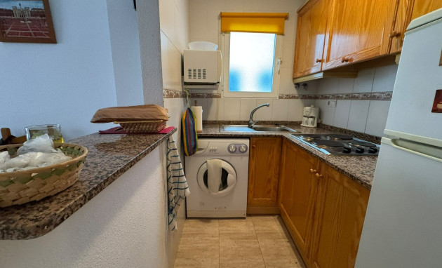 Herverkoop - Apartment - Torrevieja - Playa del Cura