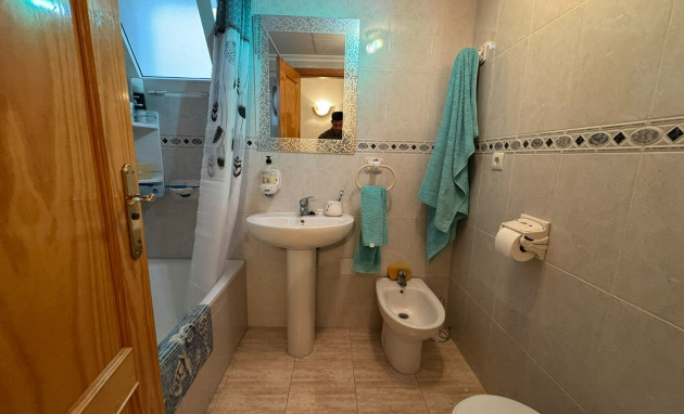 Herverkoop - Apartment - Torrevieja - Playa del Cura