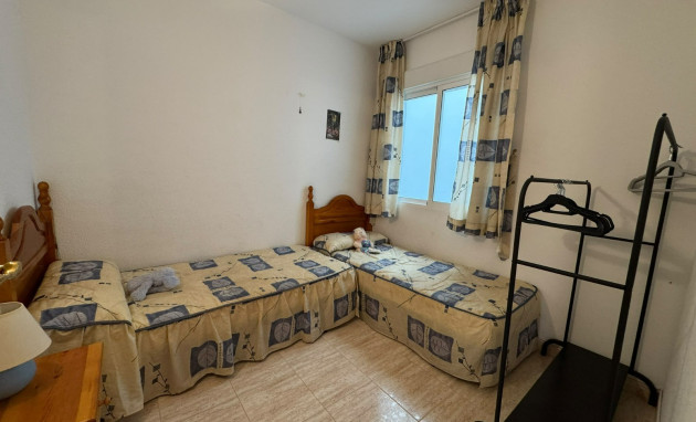 Herverkoop - Apartment - Torrevieja - Playa del Cura