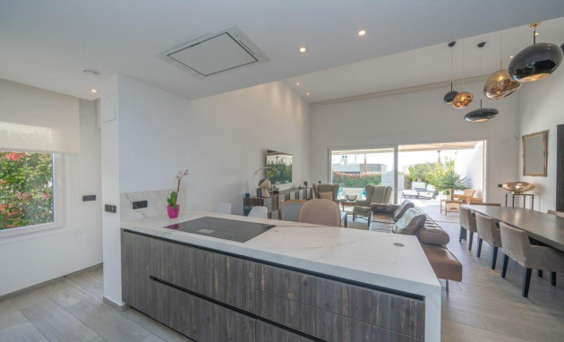 Herverkoop - Villa - Algorfa - Comunidad valenciana