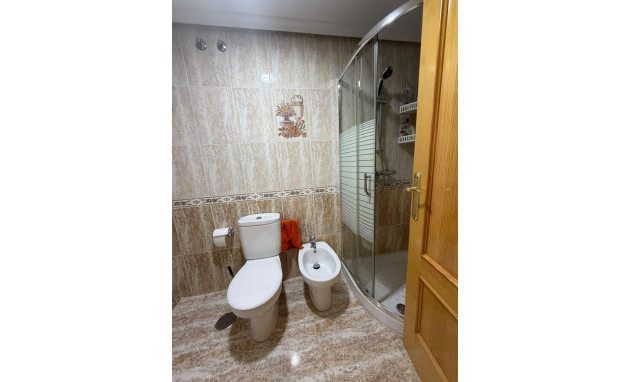 Herverkoop - Apartment - Torrevieja - La Mata pueblo