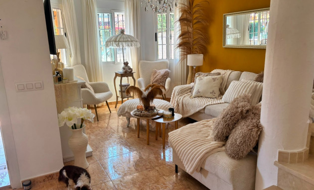 Herverkoop - Villa - El Raso - Guardamar del Segura