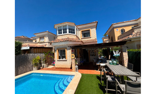Herverkoop - Villa - El Raso - Guardamar del Segura