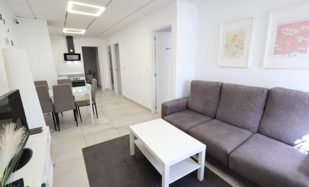 Herverkoop - Bungalow - Gelijkvloers - Torrevieja - La Siesta - El Salado - Torreta