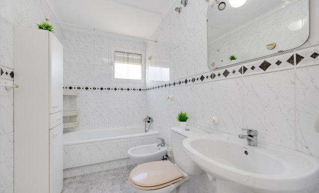 Herverkoop - Apartment - Torrevieja - Torreblanca