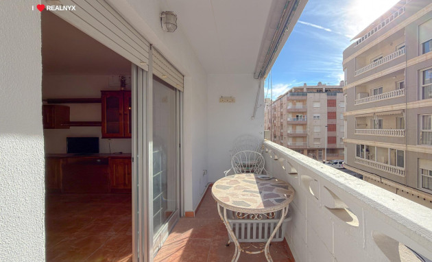 Herverkoop - Apartment - Torrevieja - Estacion de autobuses