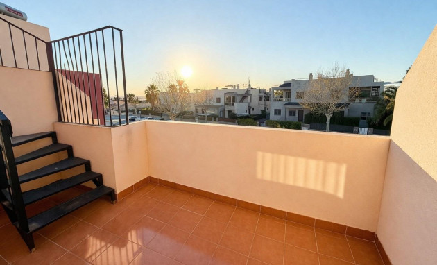Herverkoop - Terraced house - Torrevieja - Aguas Nuevas