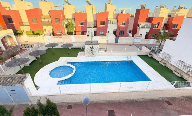 Herverkoop - Terraced house - Torrevieja - Aguas Nuevas