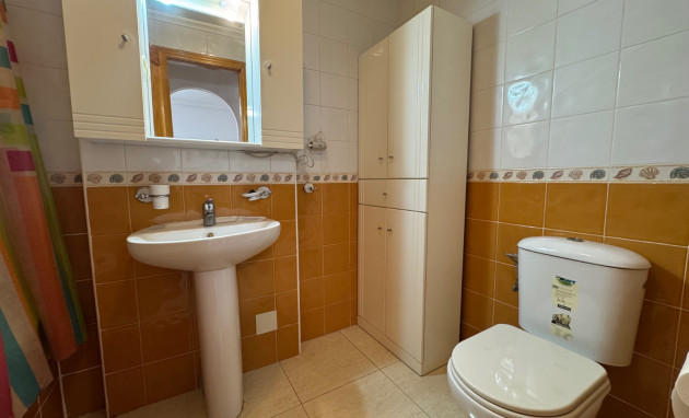 Herverkoop - Appartement - Studio - Algorfa - Pueblo