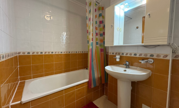 Herverkoop - Appartement - Studio - Algorfa - Pueblo