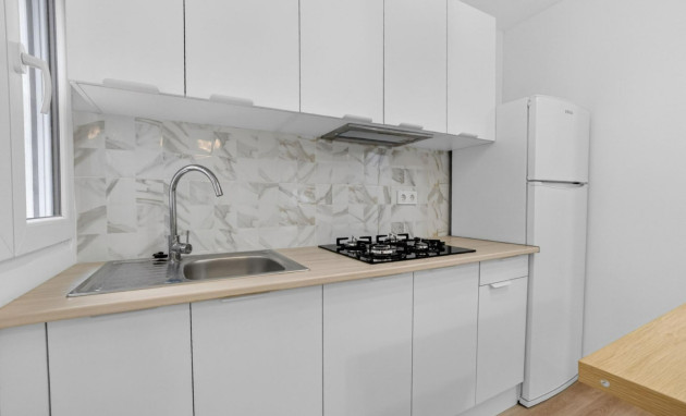 Herverkoop - Apartment - Torrevieja - Center Torrevieja