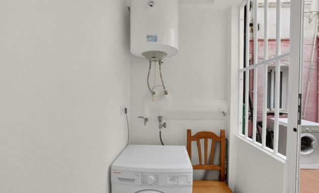 Herverkoop - Apartment - Torrevieja - Center Torrevieja