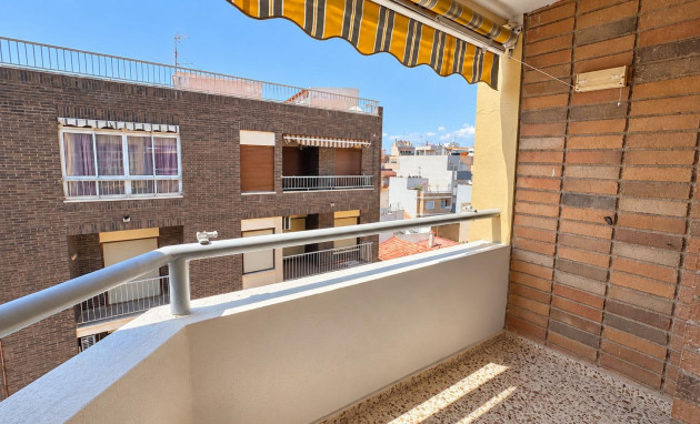 Herverkoop - Flat - Torrevieja - Playa del cura
