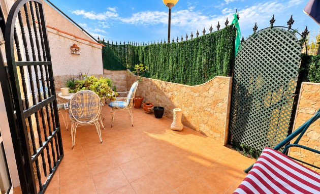 Herverkoop - Bungalow - Gelijkvloers - Guardamar del Segura - El moncayo