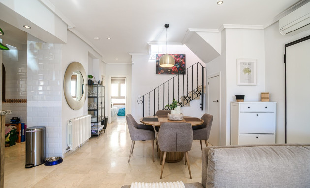 Resale - House - Algorfa