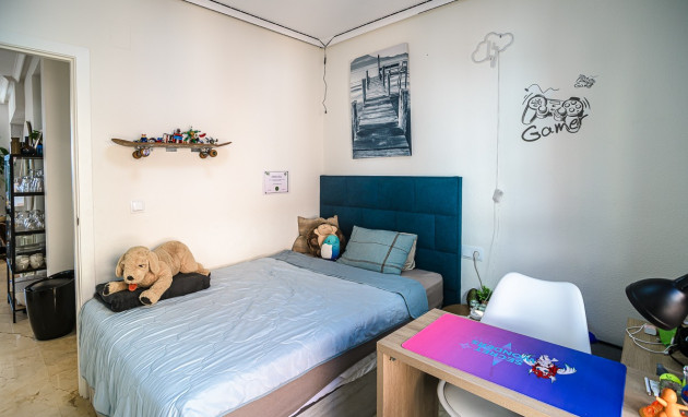Resale - House - Algorfa