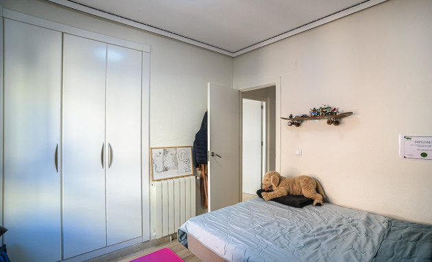 Resale - House - Algorfa
