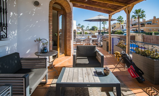 Resale - House - Algorfa