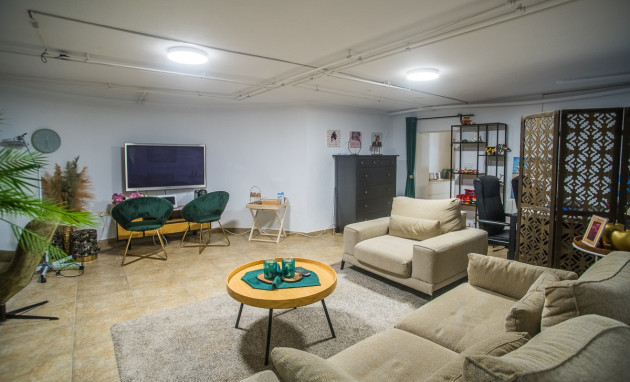 Resale - House - Algorfa