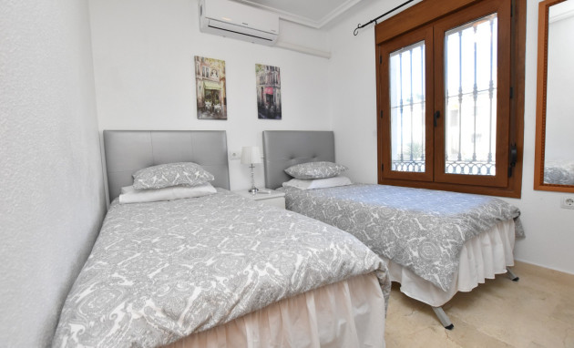 Herverkoop - Bungalow - Gelijkvloers - Algorfa - La Finca Golf Resort
