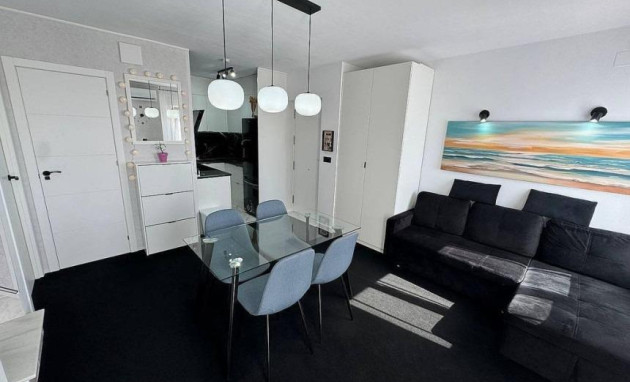Herverkoop - Terraced house - Torrevieja - Carrefour