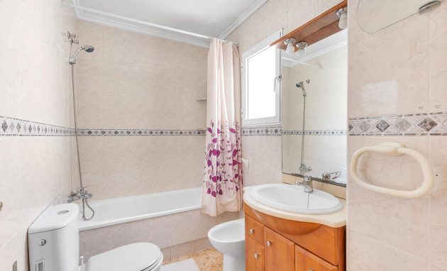 Herverkoop - Penthouse - Torrevieja - Estacion de autobuses