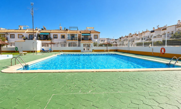 Herverkoop - Terraced house - Torrevieja - El limonar