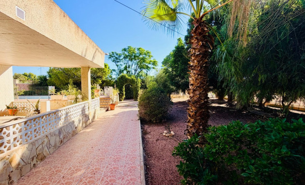Herverkoop - Detached Villa - Crevillente